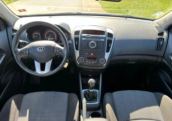 Kia Ceed cena 16900 przebieg: 247000, rok produkcji 2010 z Kielce małe 154